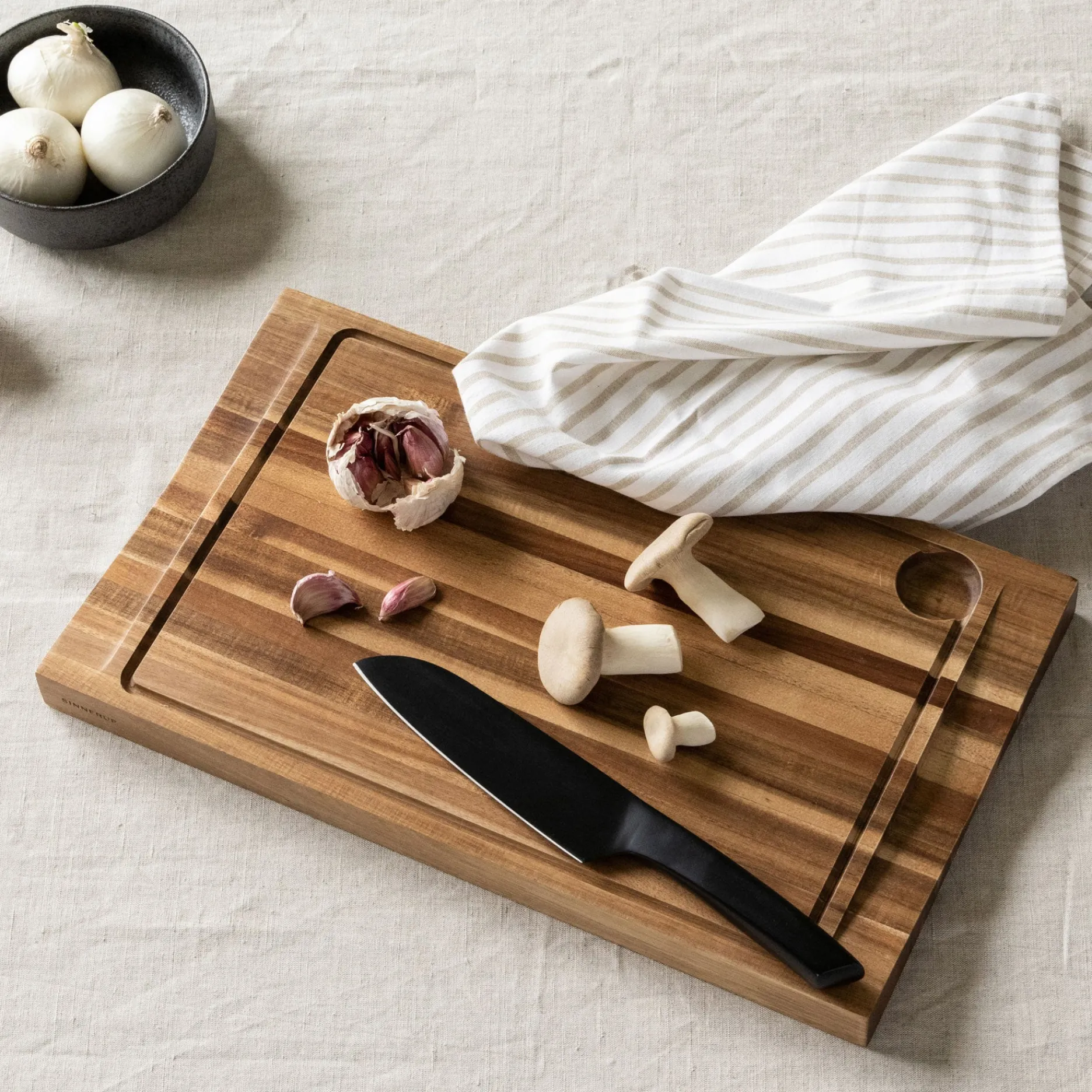 Sinnerup Skærebrætter-Butterfly Akacie Skærebræt