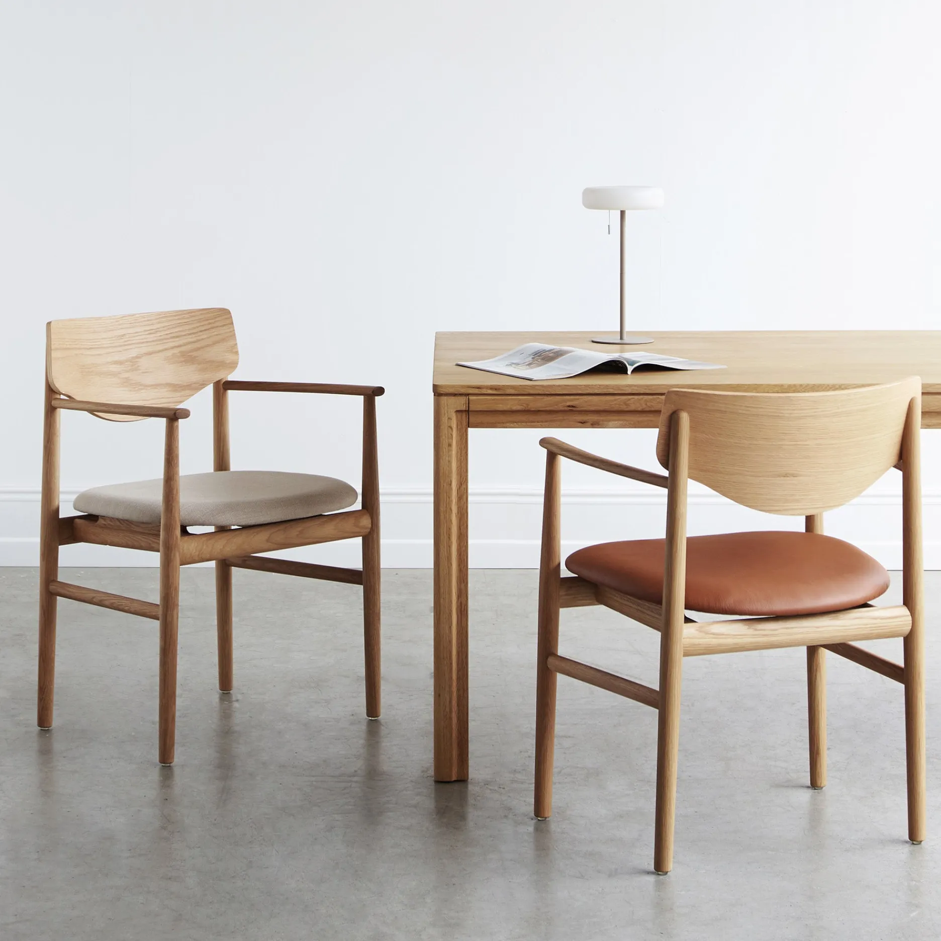 Furniture by Sinnerup Spisebordsstole-Celeste spisebordsstol m. armlæn - Læder