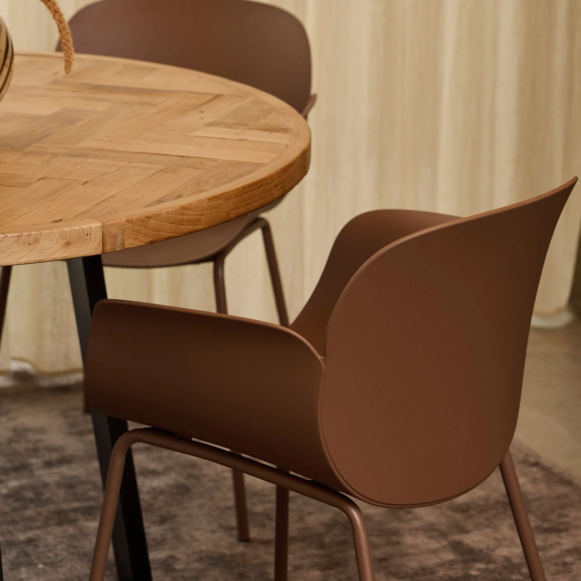 Furniture by Sinnerup Spisebordsstole-Como spisebordsstol plast