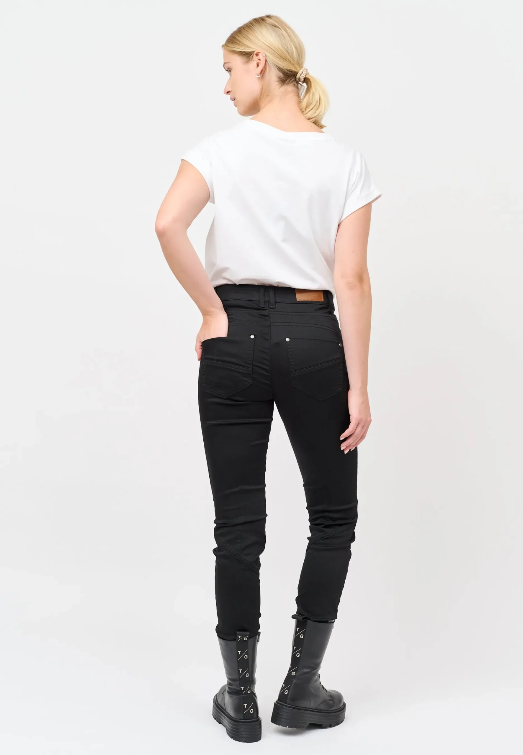 Créton Jeans-CRJenny stay black jeans