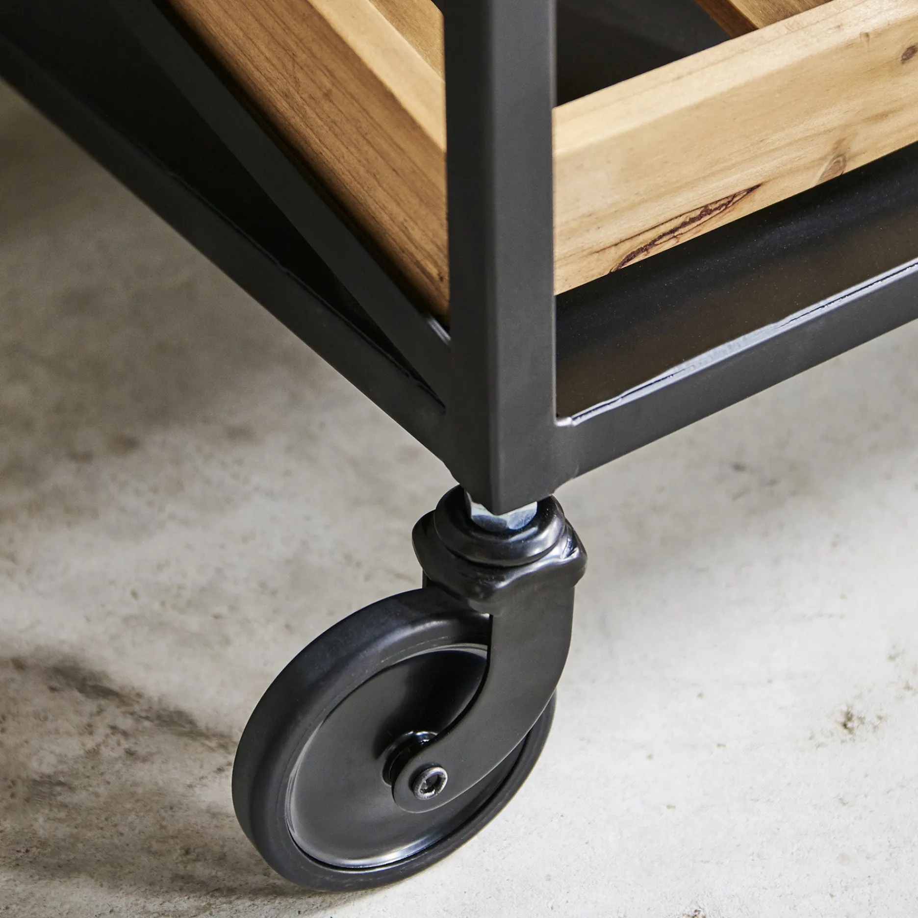 Furniture by Sinnerup Bar- & Rulleborde-Mason II rullevogn