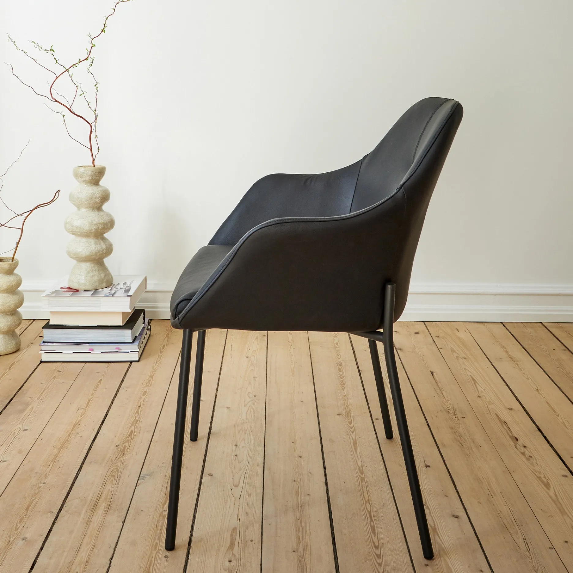 Furniture by Sinnerup Spisebordsstole-New Age spisebordsstol læder m.fast ben