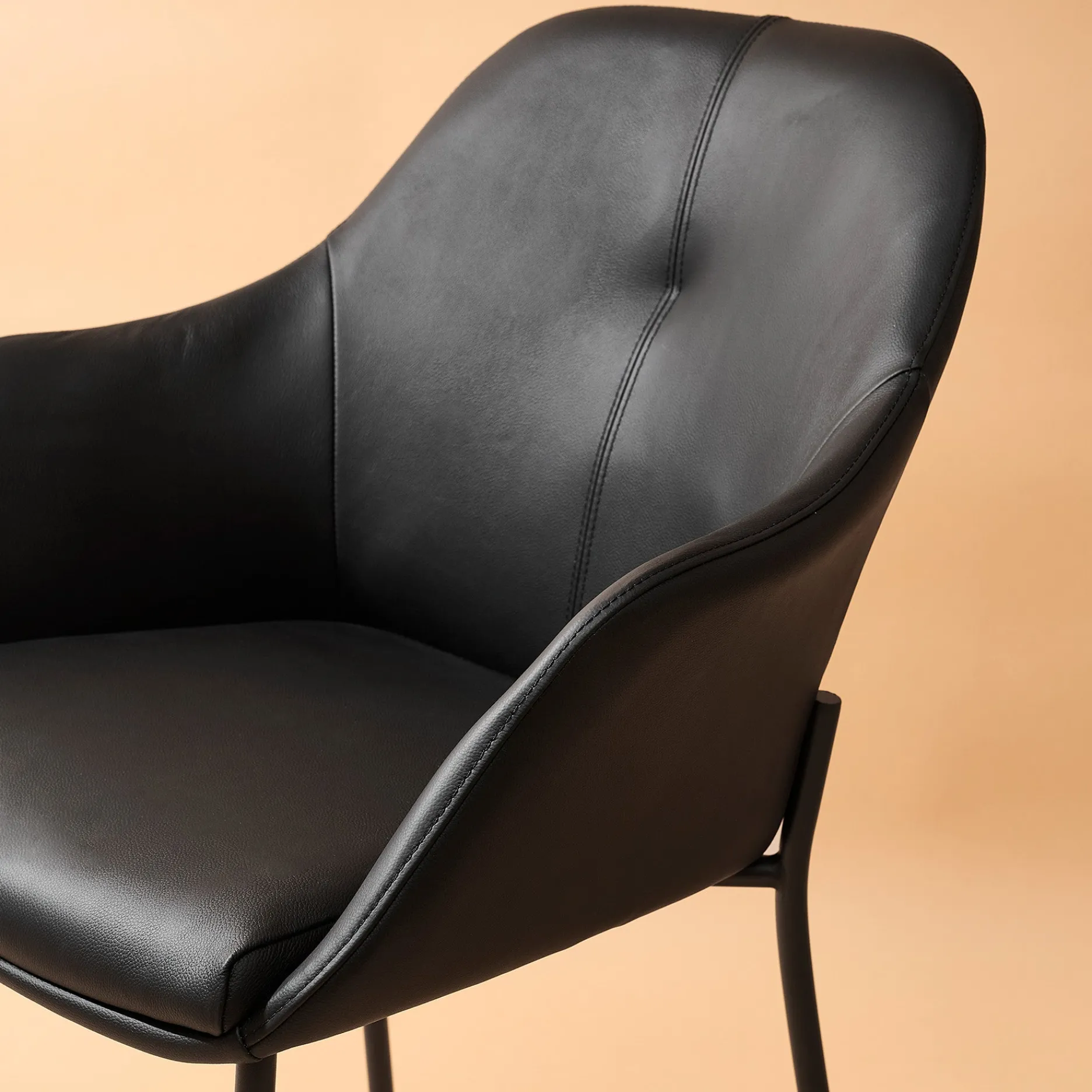 Furniture by Sinnerup Spisebordsstole-New Age spisebordsstol læder m.fast ben