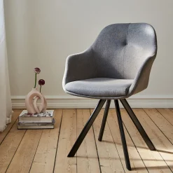 Furniture by Sinnerup Spisebordsstole-New Age stof m. drejeben