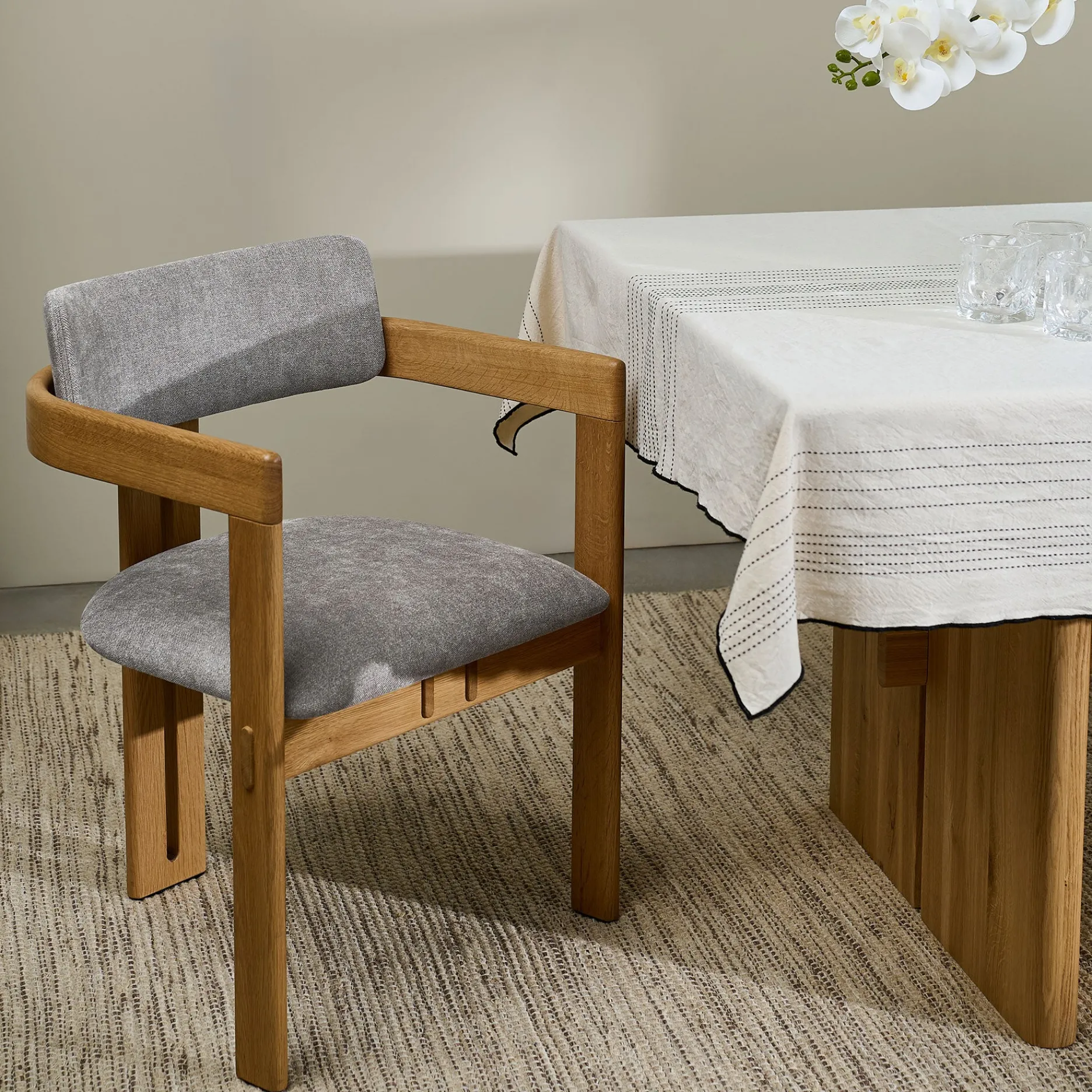 Furniture by Sinnerup Spisebordsstole-Osaka spisebordsstol m. armlæn