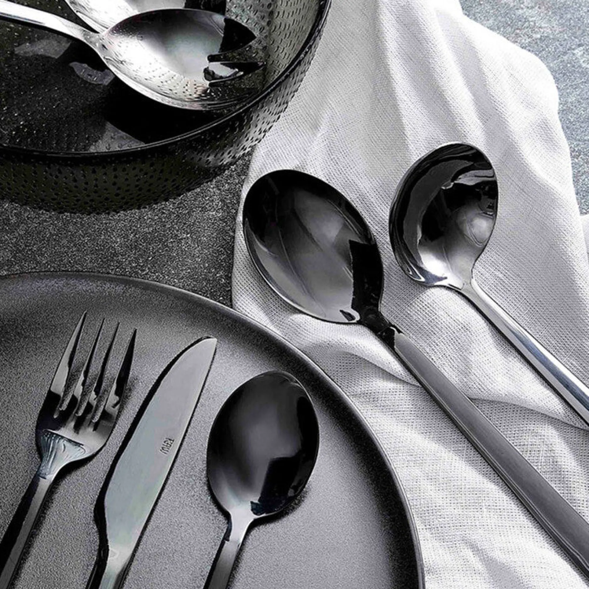 Aida Bestik-RAW sauce/kartoffel skesæt sort farve