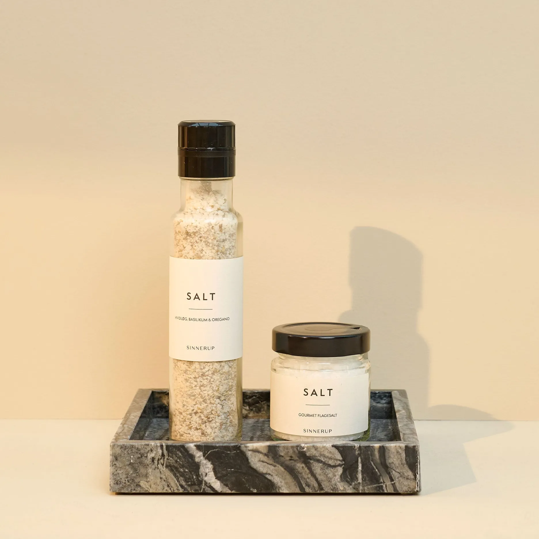 Sinnerup Fødevarer|Salt & Peber-Salt med Hvidløg, Basilikum, Oregano