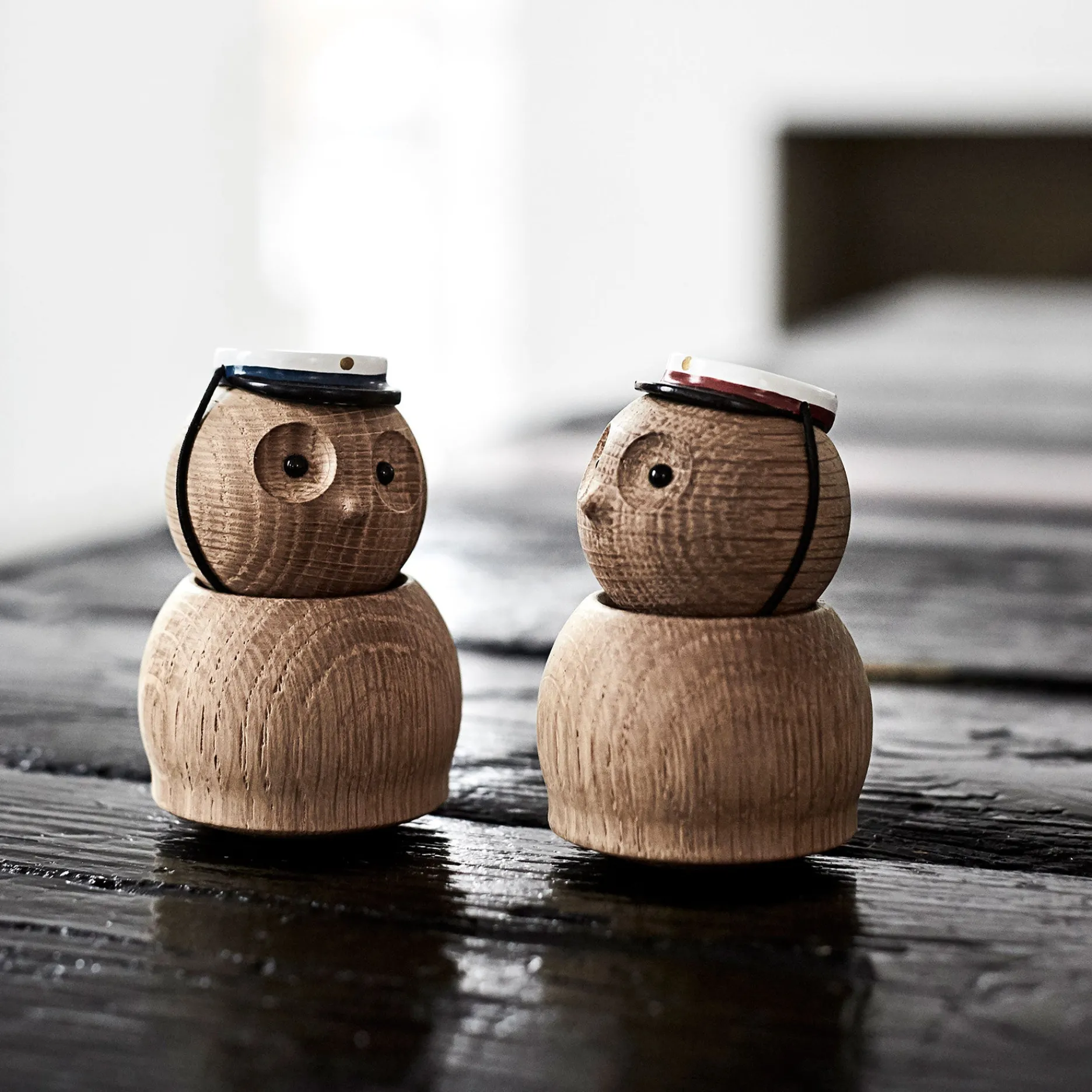 Andersen Furniture Figurer|Figurer-Studenterhue rød t/small owl