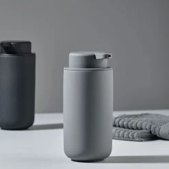 Zone Sæbedispensere|Sæbedispensere-Ume sæbedispenser H19 cm grey