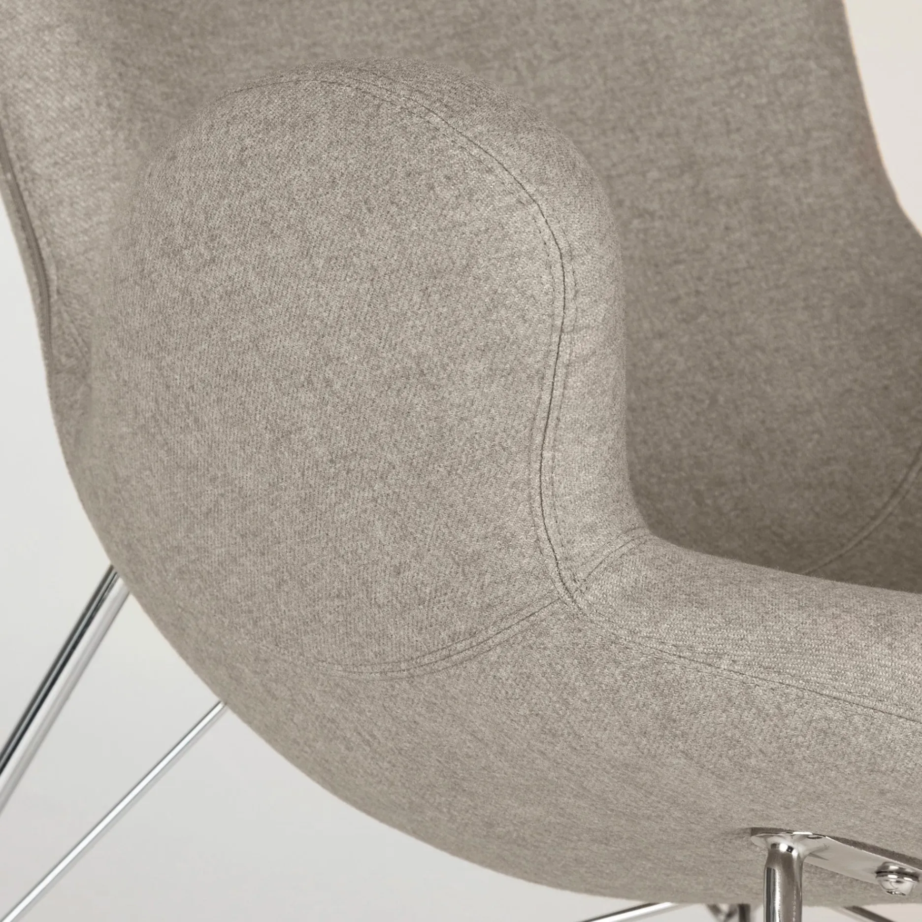 Furniture by Sinnerup Gyngestole-Victor gyngestol i stof