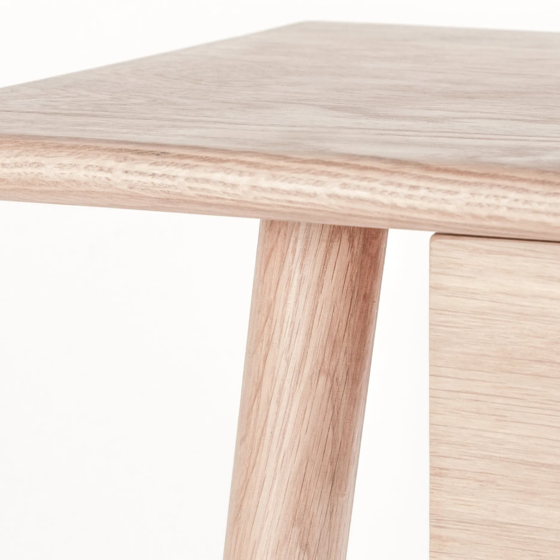 Furniture by Sinnerup Konsolborde-Wood II konsolbord FSC certificeret egetræ - hvidpigmenteret
